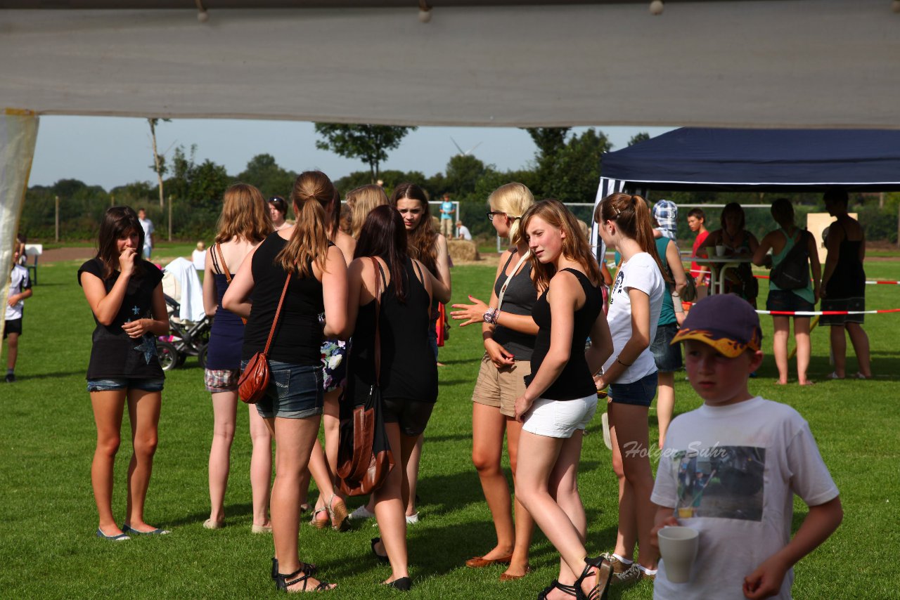 Bild 345 - Vogelschiessen am 18.8.12